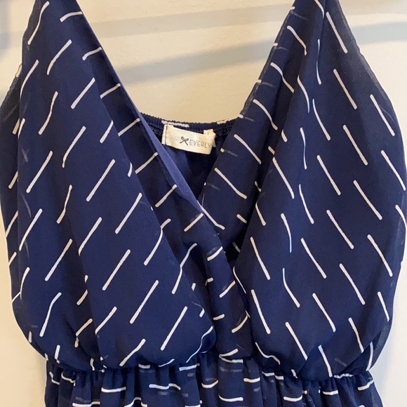 Dress - Picture 3 of 3